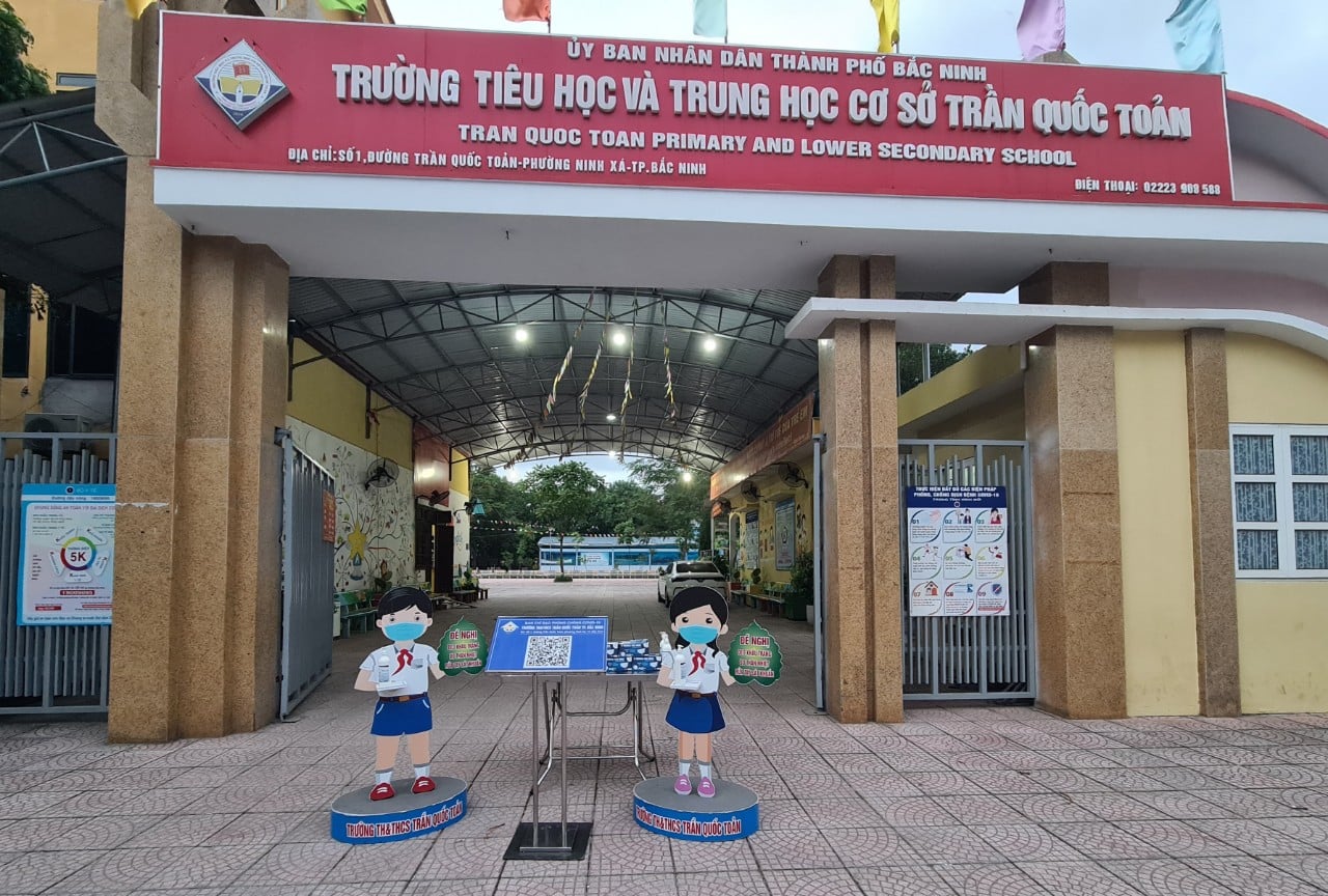 Trường Tiểu Học Và THCS Trần Quốc Toản